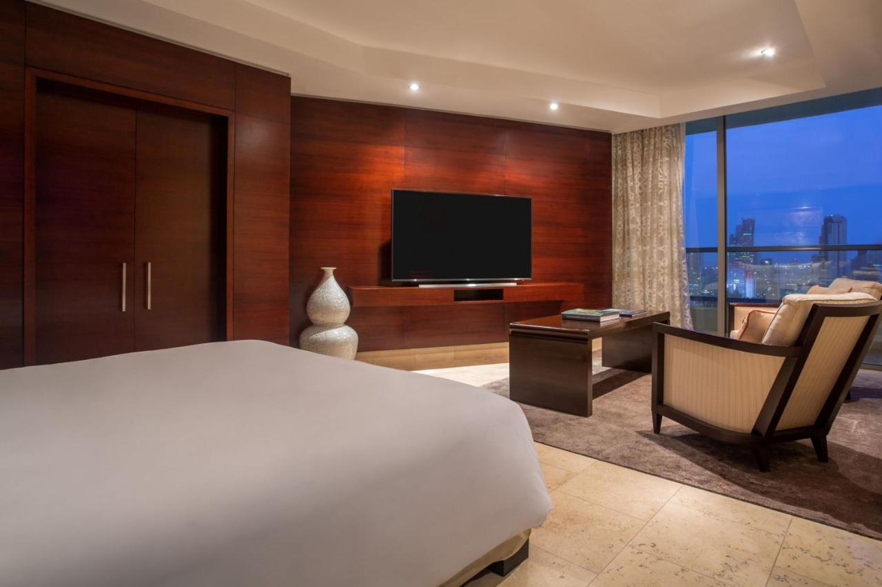 Jw Marriott Panama Hotel Luaran gambar A bedroom at the hotel